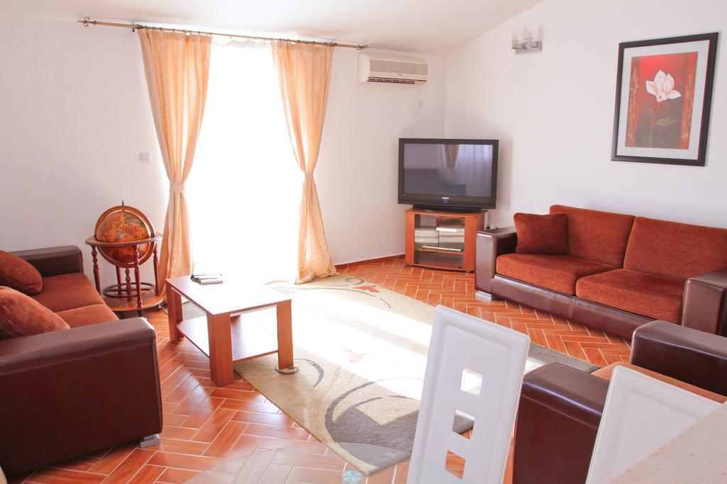Bianca Apartments Херцег-Нови Экстерьер фото