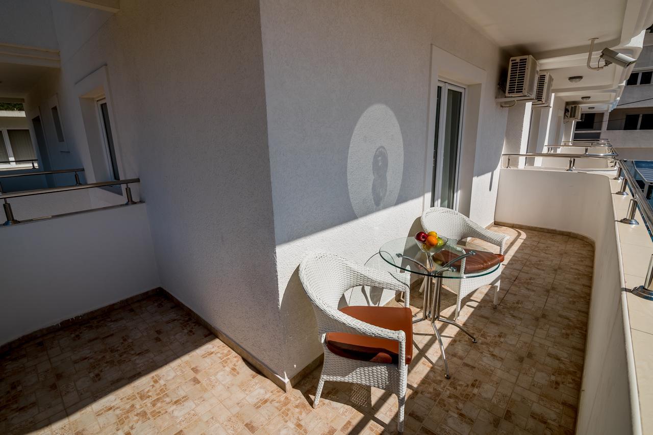 Bianca Apartments Херцег-Нови Экстерьер фото