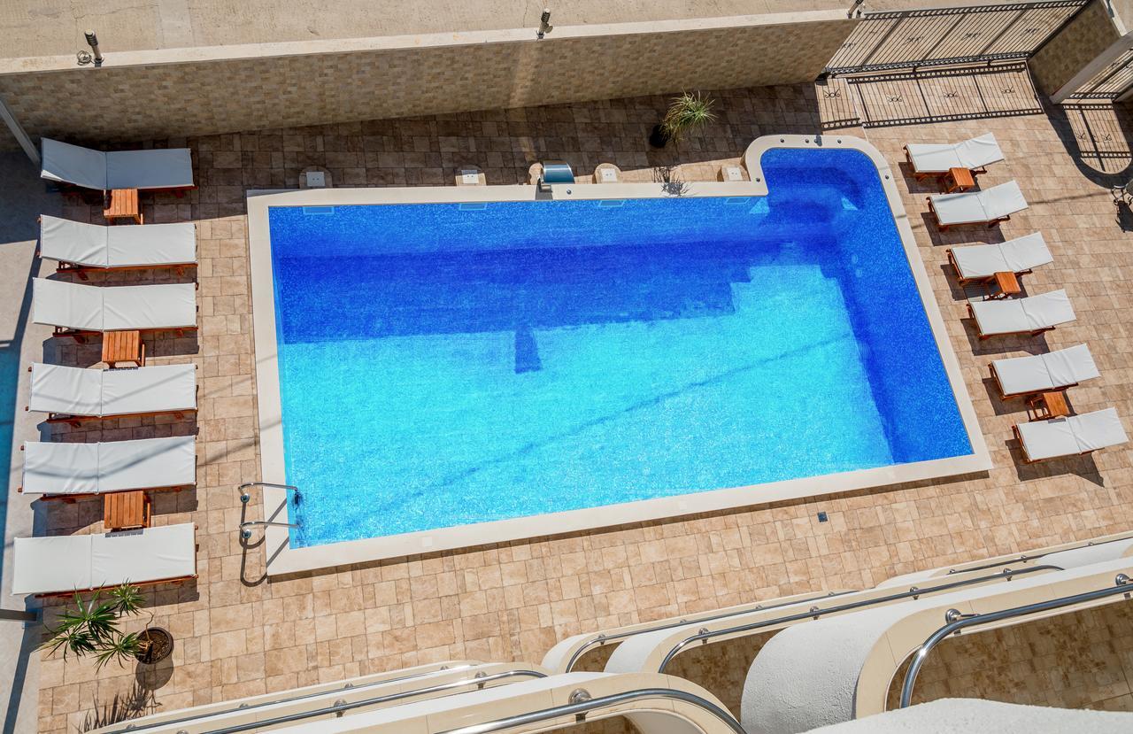 Bianca Apartments Херцег-Нови Экстерьер фото
